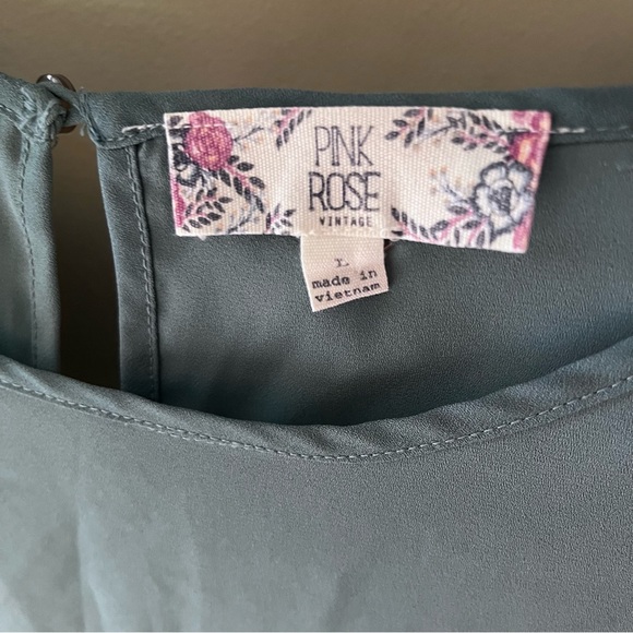 Bundle three short sleeve blouses. Purple, sage, off-white, L - Picture 8 of 15